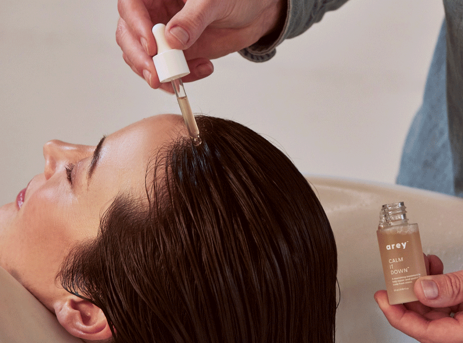 How to use Calm It Down with the Wildling scalp comb