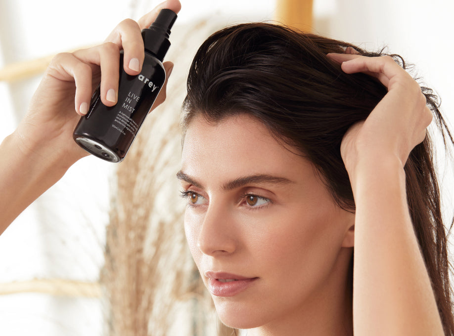 How to apply Live In Mist leave-in conditioner